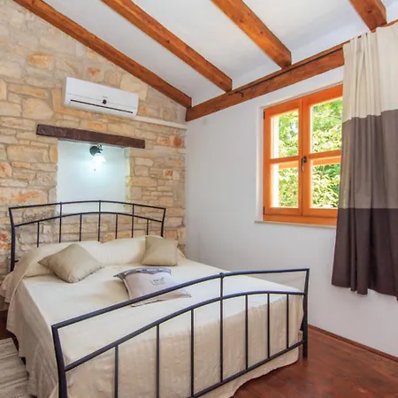 Boduleri For 9 People In Istria With Private Pool & Children Playground * Divsici