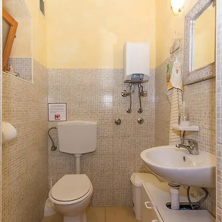 Boduleri For 9 People In Istria With Private Pool & Children Playground Divšići