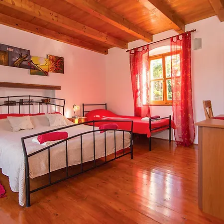 Boduleri For 9 People In Istria With Private Pool & Children Playground Divšići