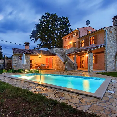 Boduleri For 9 People In Istria With Private Pool & Children Playground