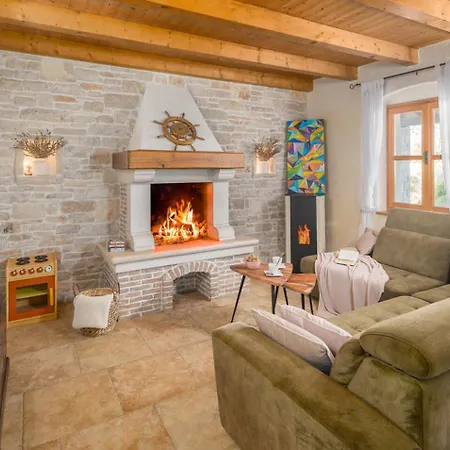 Boduleri For 9 People In Istria With Private Pool & Children Playground *