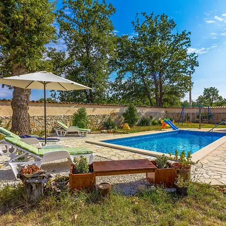 Boduleri For 9 People In Istria With Private Pool & Children Playground