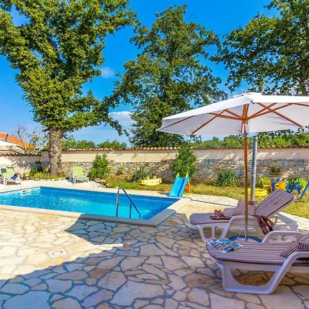 Boduleri For 9 People In Istria With Private Pool & Children Playground Divsici