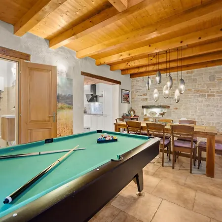 Boduleri For 9 People In Istria With Private Pool & Children Playground Divšići